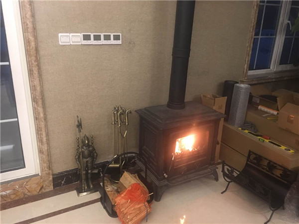 山東煙臺自建莊園真火壁爐安裝案例.jpg