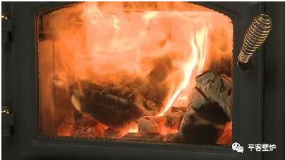 “過度燃燒”——每個(gè)壁爐使用者都應(yīng)該了解它！.jpg