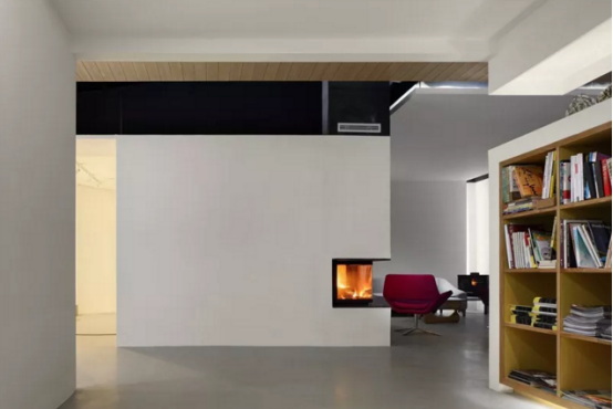 平客壁爐旗艦展廳——Lava榮獲2018法國雙面神“GPDP AWARD”國際設(shè)計(jì)大獎(jiǎng)。.png