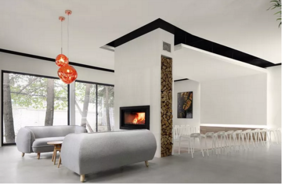 平客壁爐旗艦展廳——Lava榮獲2018法國雙面神“GPDP AWARD”國際設(shè)計(jì)大獎(jiǎng)。.png