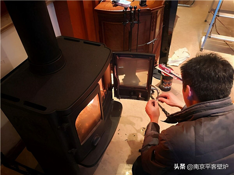 已經(jīng)裝修好的別墅，還可以安裝真火壁爐嗎？.jpg