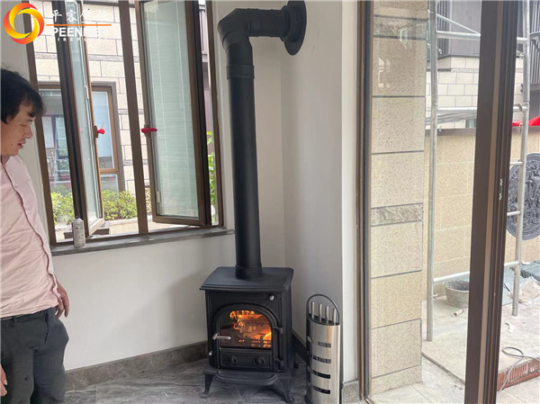 江蘇鎮(zhèn)江紫金七號國產(chǎn)壁爐唐頓安裝.jpg
