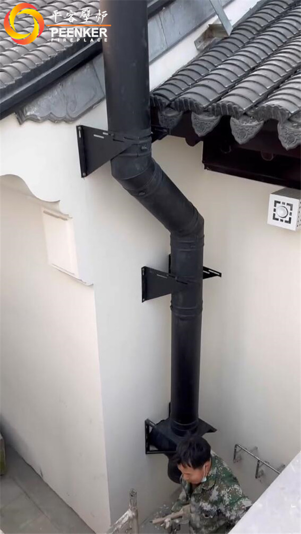 成都藍城沐春風度假村丹麥Aduro A9壁爐安裝.jpg