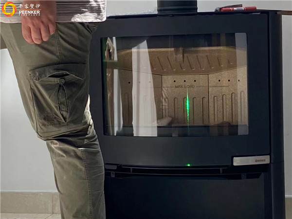 上海海珀.風(fēng)華別墅丹麥火爐Aduro A15B安裝.jpg