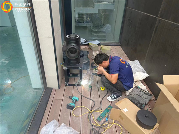 湖州松月半島別墅丹麥Morso 7943鑄鐵壁爐安裝.jpg