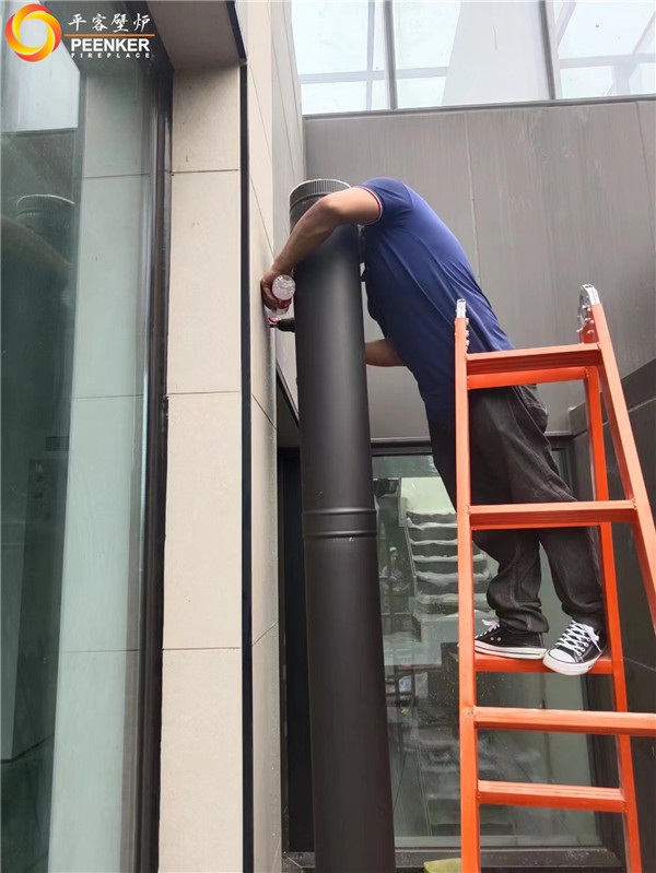 湖州松月半島別墅丹麥Morso 7943鑄鐵壁爐安裝.jpg