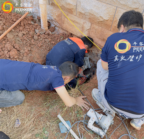 平客壁爐義烏自建別墅法國TOTEM嵌入式壁爐 901安裝.jpg