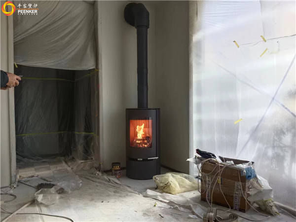 桐廬利達(dá)文創(chuàng)苑丹麥Aduro A9.1獨(dú)立式壁爐安裝.jpg