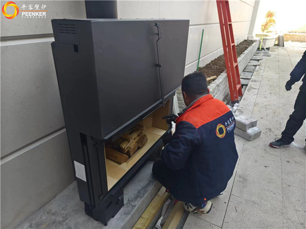 南京鐘山高爾夫別墅法國(guó)TOTEM H1000壁爐安裝.jpg