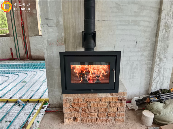 煙臺海陽別墅丹麥Morso 5660嵌入壁爐安裝.jpg