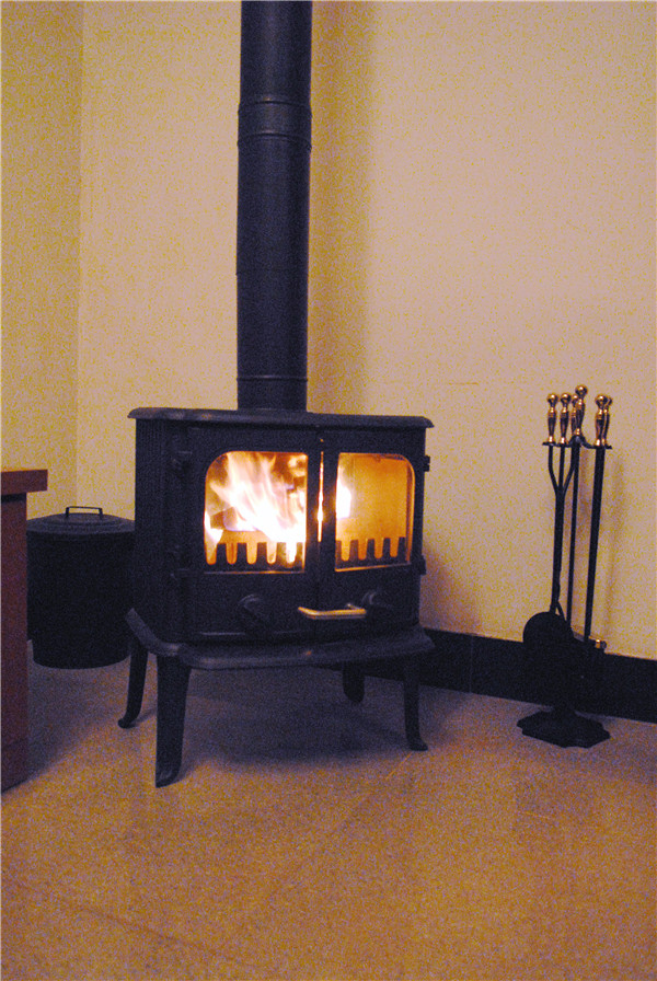 安徽蕪湖燃木火爐安裝案例.jpg