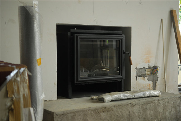 徐州漢泉山莊真火壁爐安裝實例.jpg