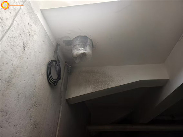 上海融信鉑灣別墅丹麥Morso 2140壁爐安裝.jpg