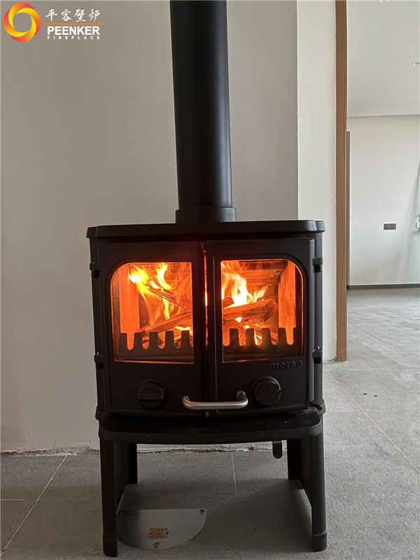 張家口葡萄酒小鎮(zhèn)丹麥Morso 2140壁爐安裝.jpg