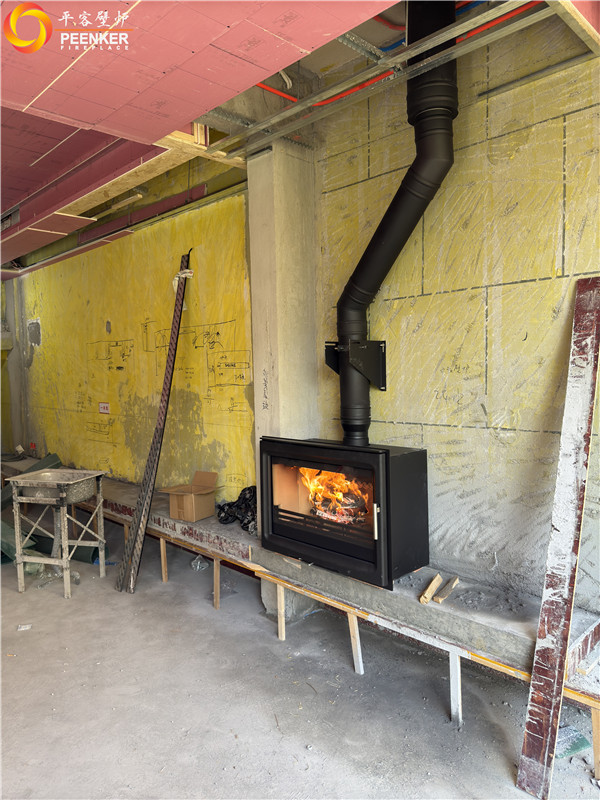 南京金隅紫京疊園英國fireline PV85i壁爐安裝.jpg