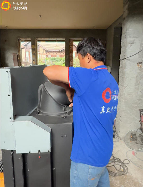 張家口原鄉(xiāng)美麗堅(jiān)別墅丹麥Morso S101-12壁爐安裝.jpg