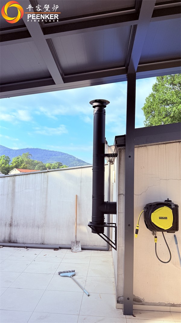 益陽(yáng)自建別墅丹麥Morso 3640對(duì)流火爐安裝.jpg