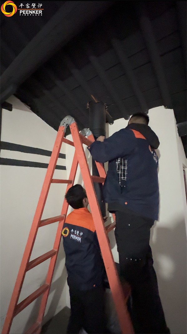 上海坦南村自建房丹麥Aduro 15LUX壁爐安裝.jpg