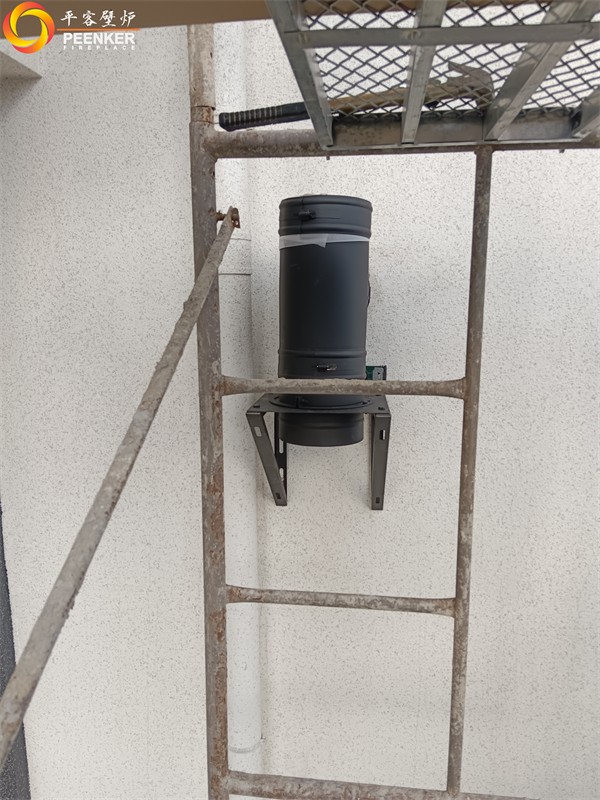 邵陽(yáng)雁名居自建房丹麥Aduro 9.1火爐安裝.jpg