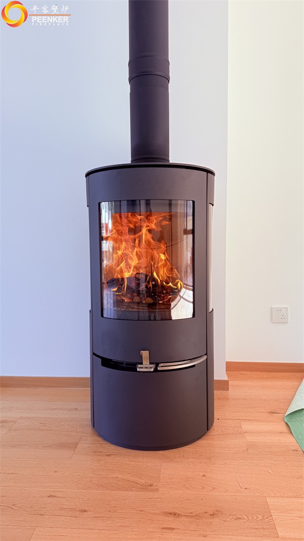 上海自建別墅丹麥Aduro A17獨(dú)立火爐安裝.jpg